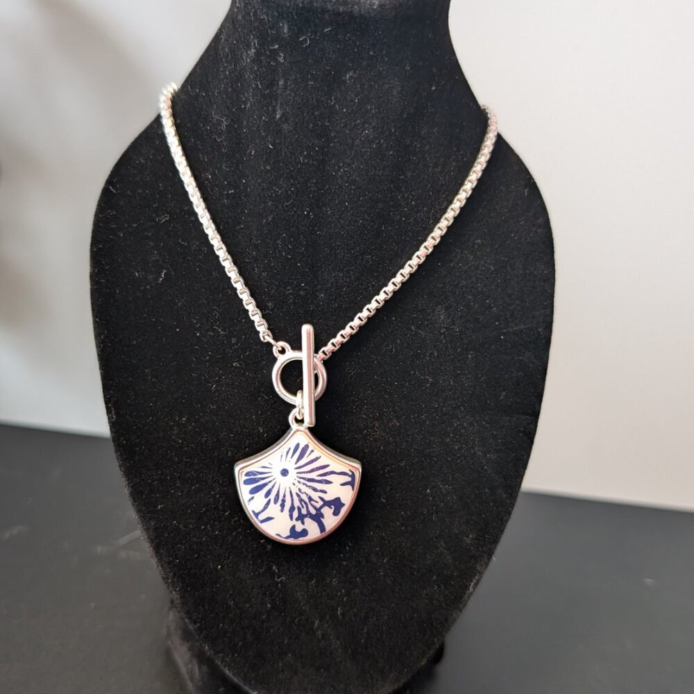 Lucky Brand Blue Engraved Opal Necklace (easy latch)